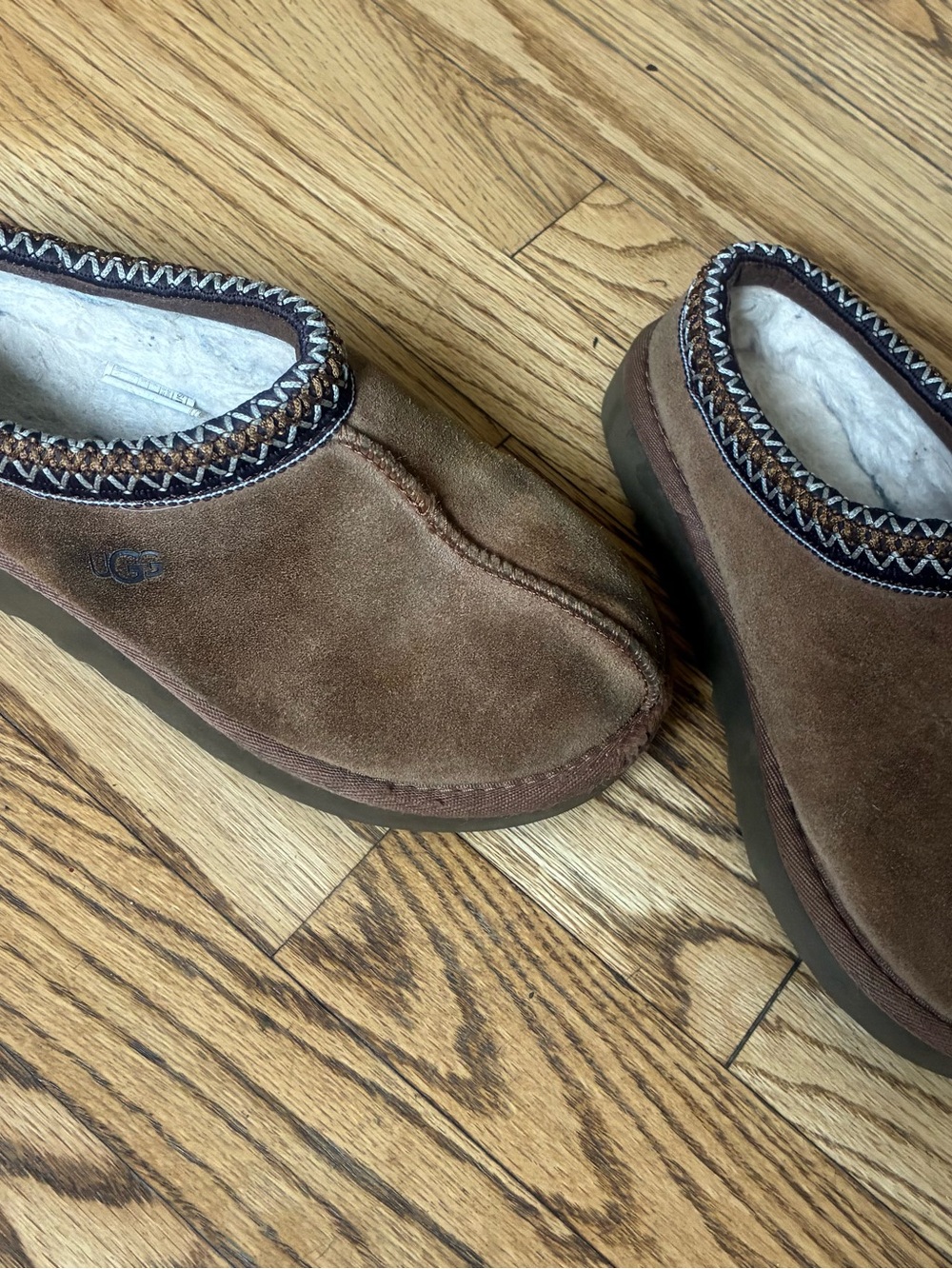 UGG Tasman Loafers size 5